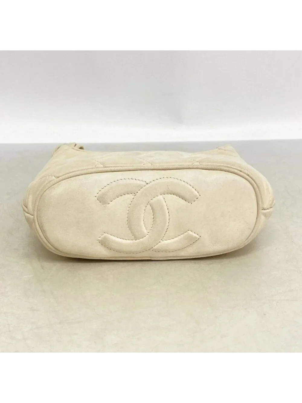 Chanel Shoulder Bag Quilted Lambskin White Gold